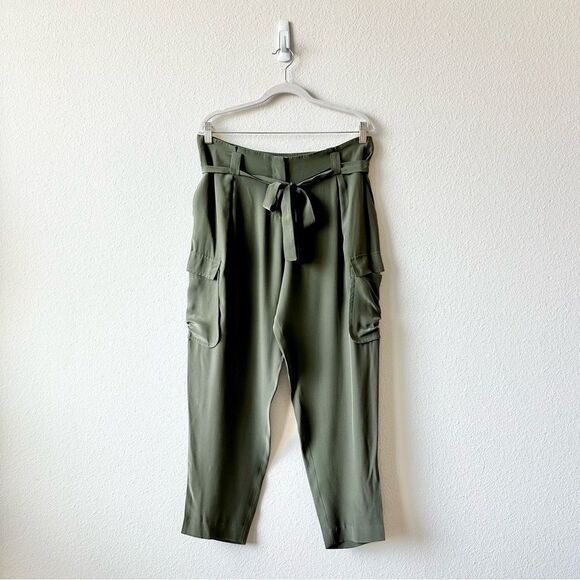 L'AGENCE Roxy Paperbag Cargo Pant in Army Green Size 8 - Picture 3 of 10